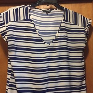 Size Large express V Neck